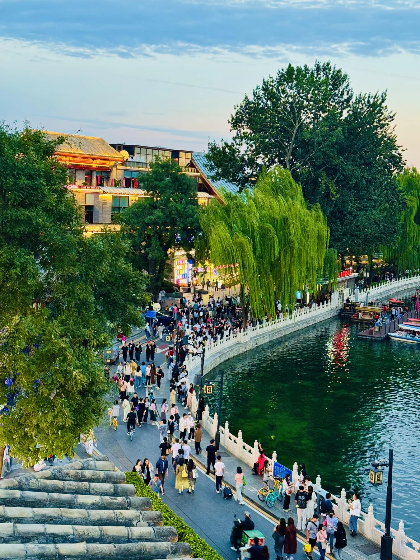 Shichahai lakeside in the evening